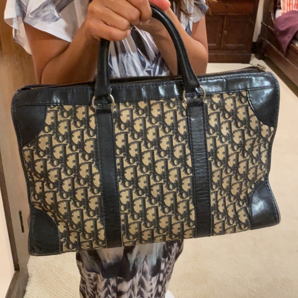 Christian DIIOR purse - Picture 10 of 11
